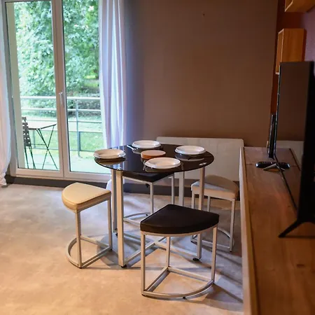 Calme Et Terrasse Privee Pres De Vichy * Bellerive-sur-Allier