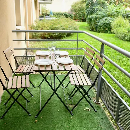 Daire Calme Et Terrasse Privee Pres De Vichy *